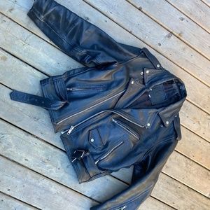 Biker leather jacket vintage look